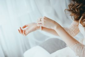 How to Choose Your Wedding Jewelry