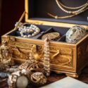 What You Should Know Before Selling Inherited Jewelry